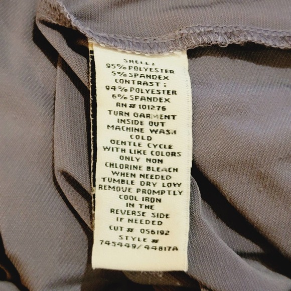 Eci Gray Long Sleeve Top Large NWOT - Picture 6 of 6